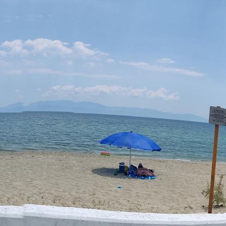 Look To The Sea Nea Karvali Villa Екстериор снимка