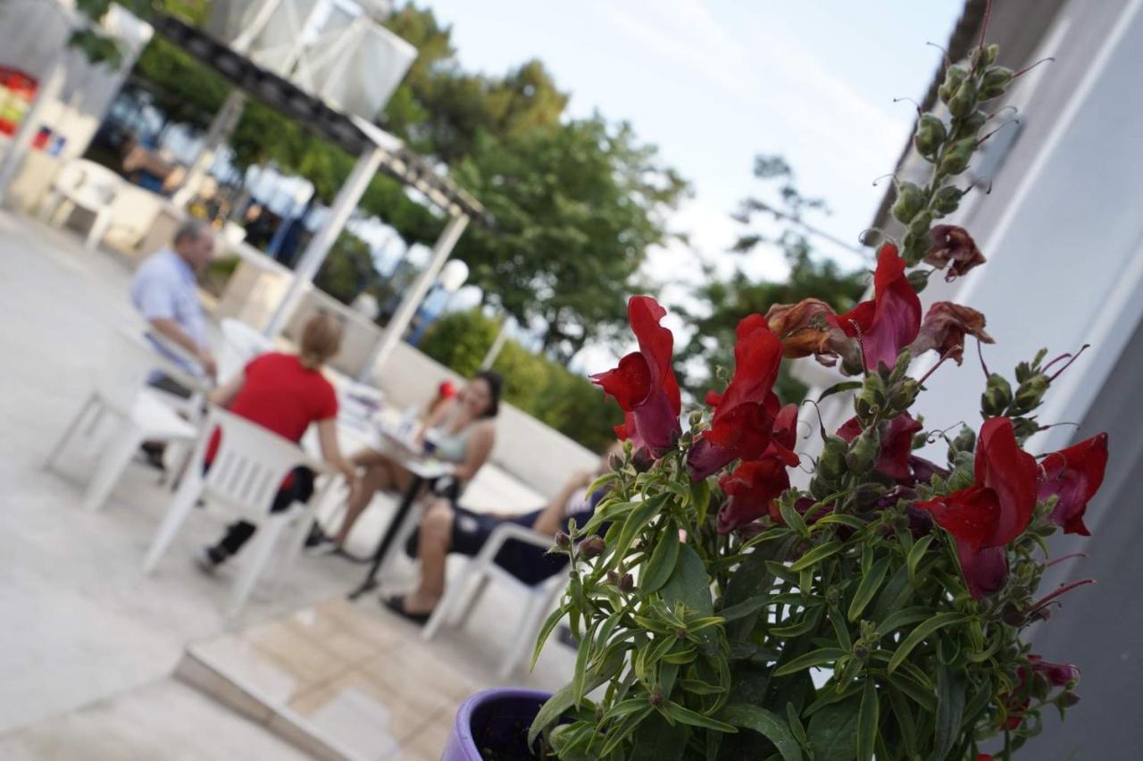 Look To The Sea Nea Karvali Villa Екстериор снимка