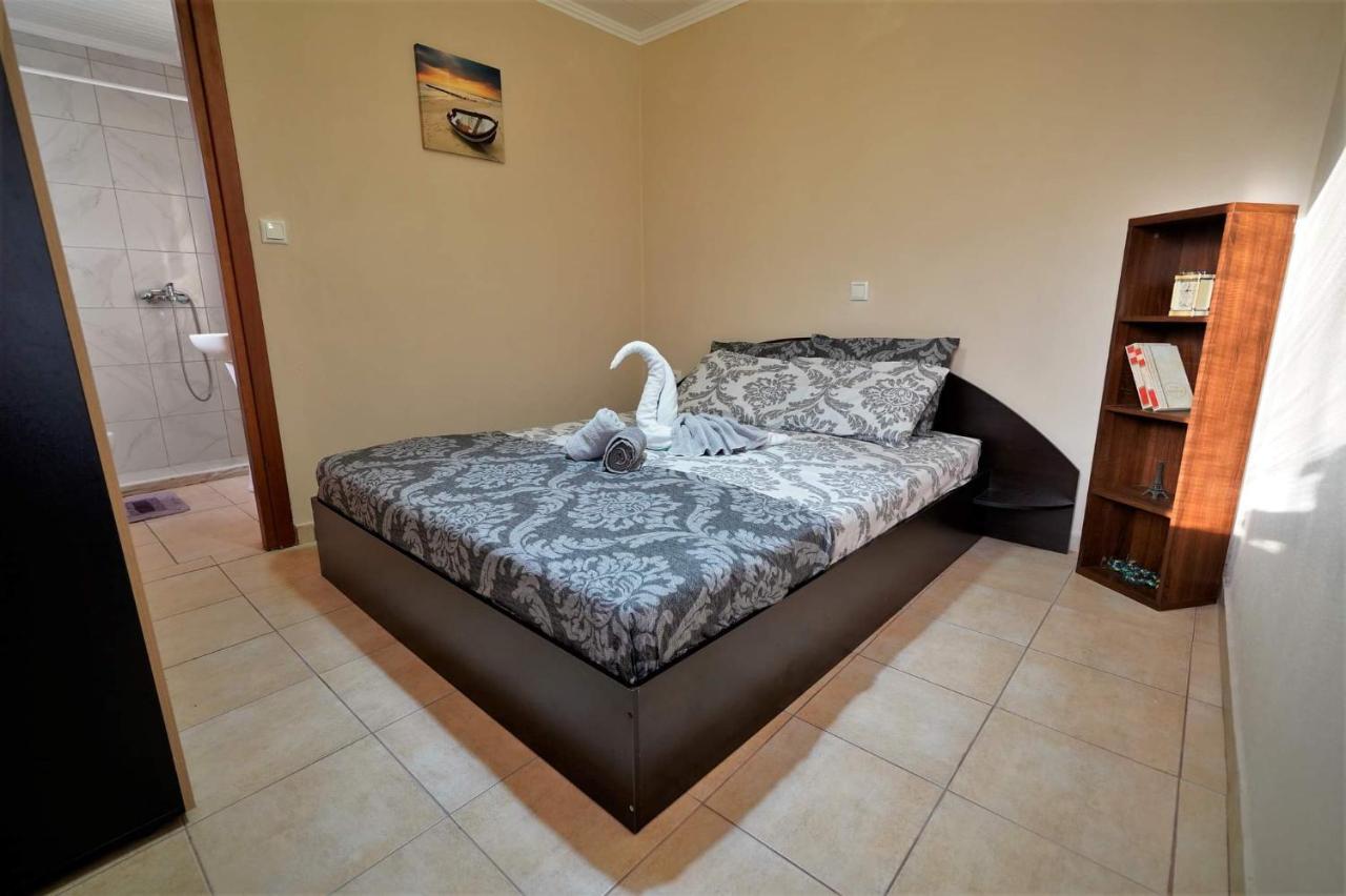 Look To The Sea Nea Karvali Villa Екстериор снимка