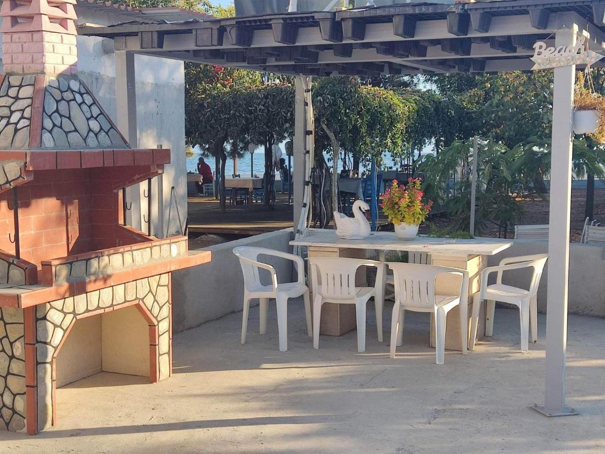Look To The Sea Nea Karvali Villa Екстериор снимка
